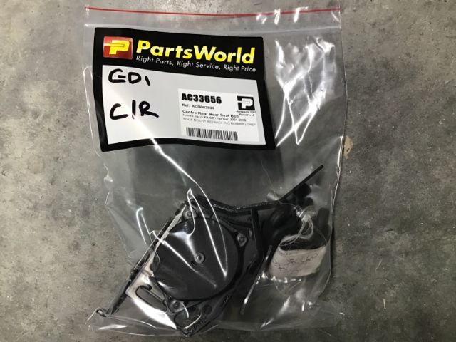 Centre Rear Rear Seat Belt