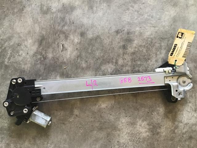 Lr Door Elec Regulator