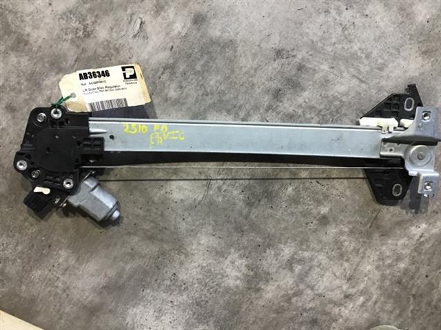 Lr Door Elec Regulator