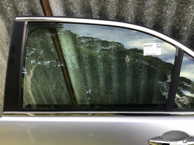 Lr Door Glass