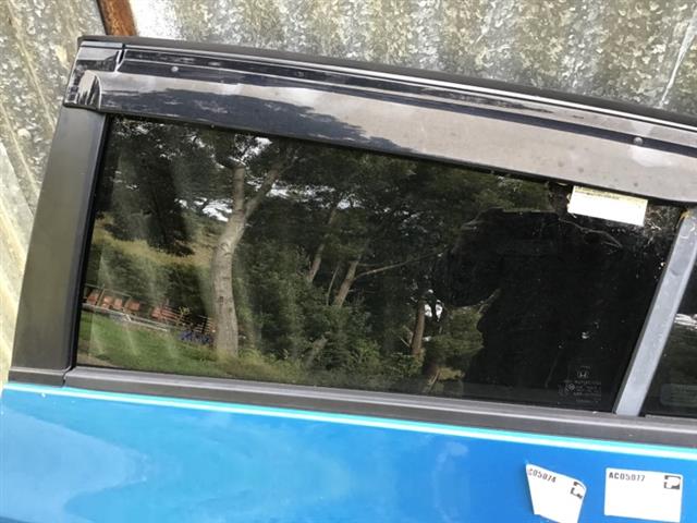 Lr Door Glass
