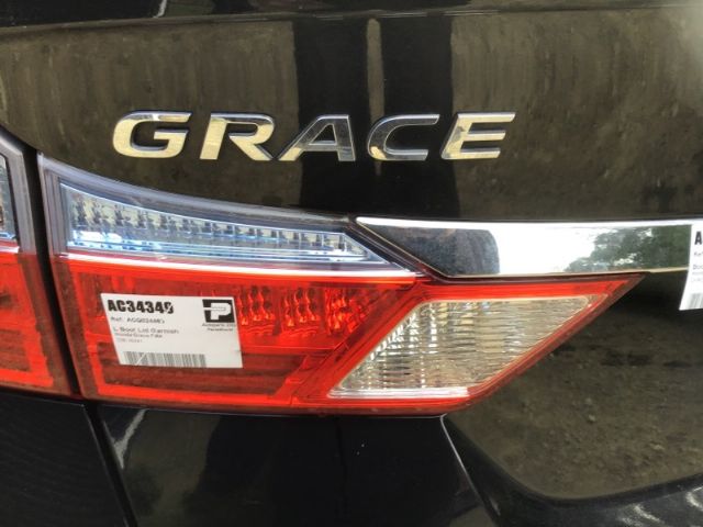 L Boot Lid Garnish