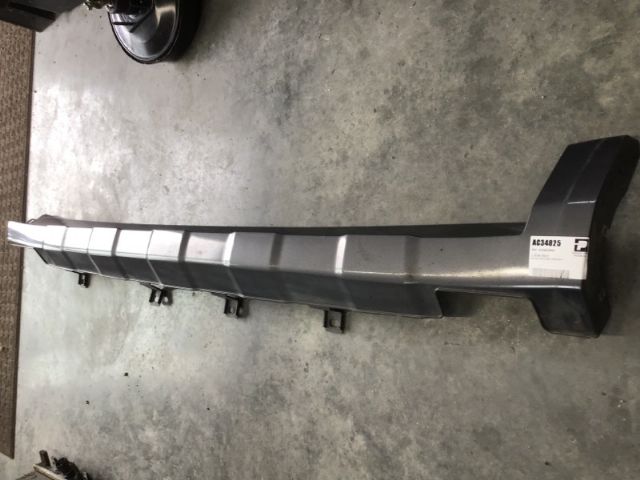 L Side Skirt