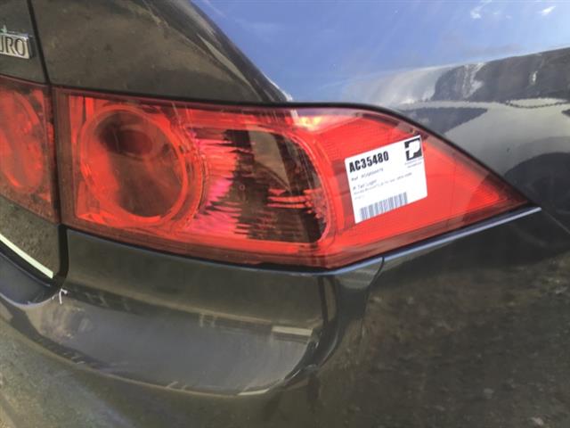 R Tail Light