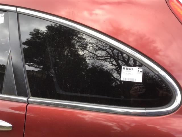 Lr Cargo Glass
