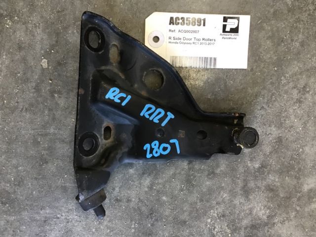 R Side Door Top Rollers