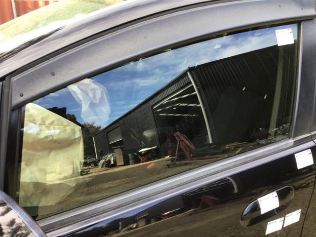 Lf Door Glass