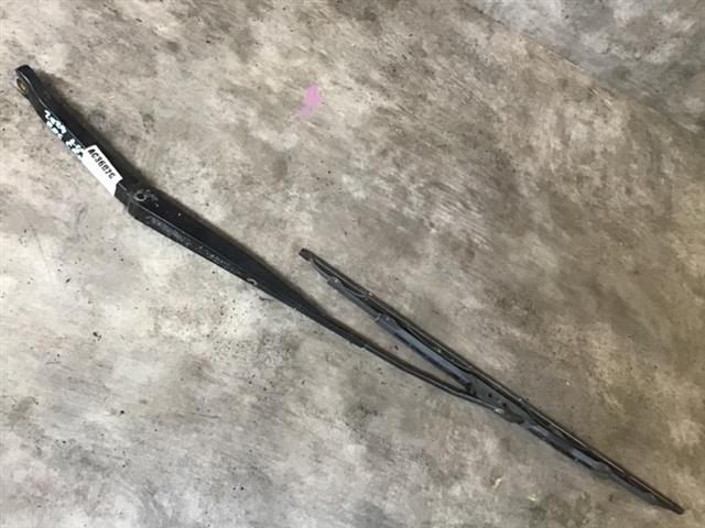 Lf Wiper Arm
