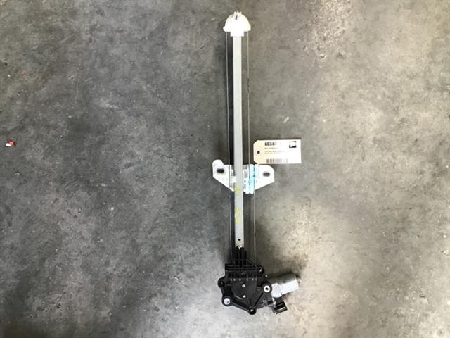 Lr Door Elec Regulator