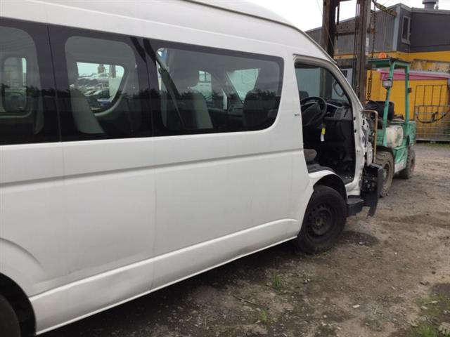 Toyota Hiace - KDH222 05-
