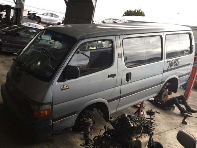 Toyota Hiace - RZH 100