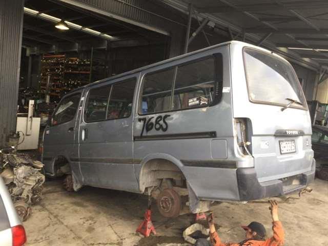 Toyota Hiace - RZH 100