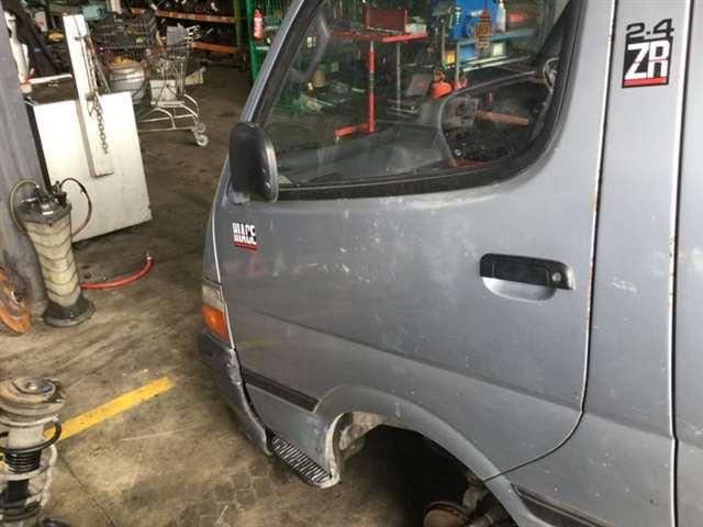 Toyota Hiace - RZH 100
