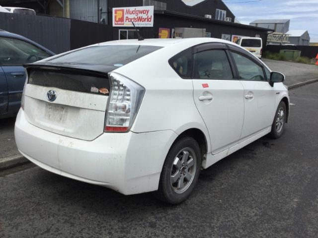 Toyota Prius - ZVW30
