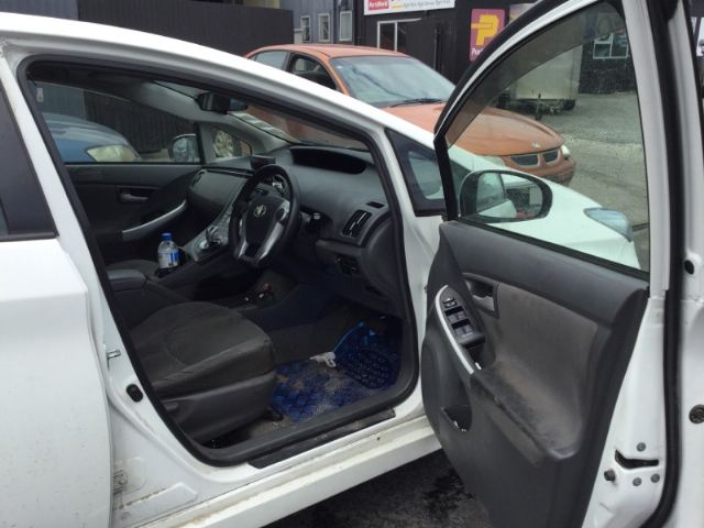 Toyota Prius - ZVW30