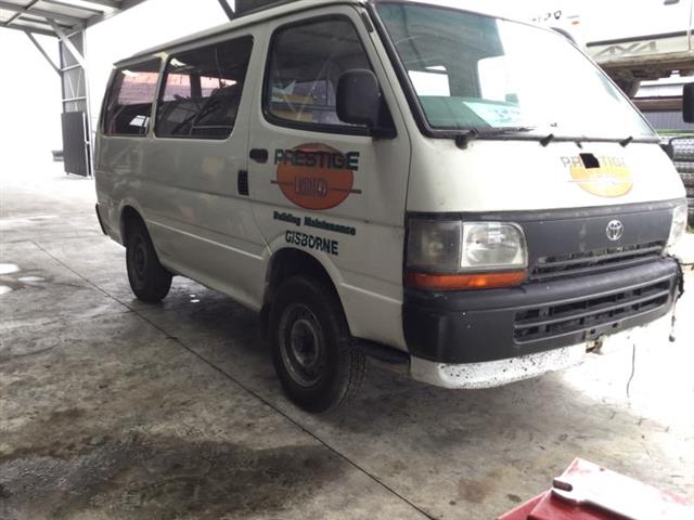 Toyota Hiace - LH103
