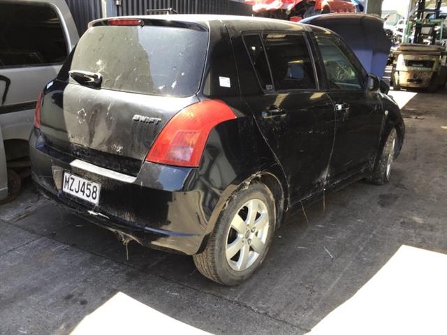 Suzuki Swift - AB51S