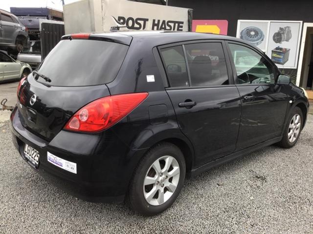 Nissan Tiida - C11 2004-2012