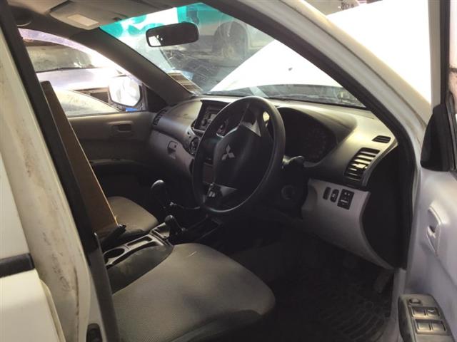 Mitsubishi L200 Triton - KB4 2005-2015