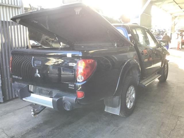 Mitsubishi L200 Triton - KA4 2005-2015