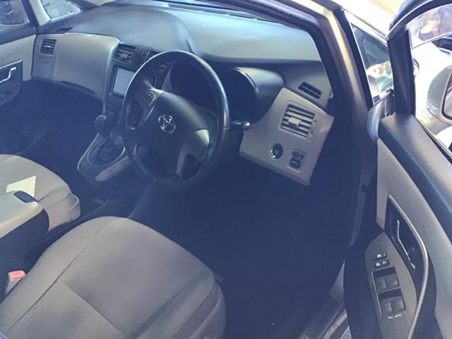 Toyota Mark X - 1st Gen: X120 2004-2009