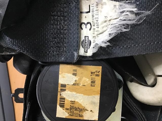 Lr Rear Seat Belt