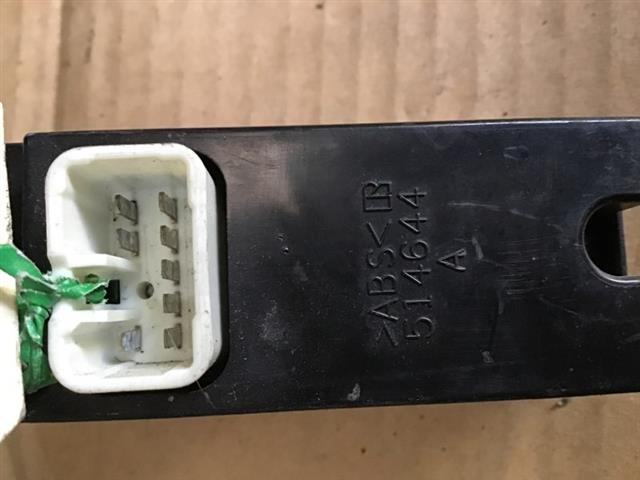 Lr Window Switch