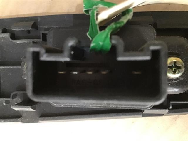 Lr Window Switch