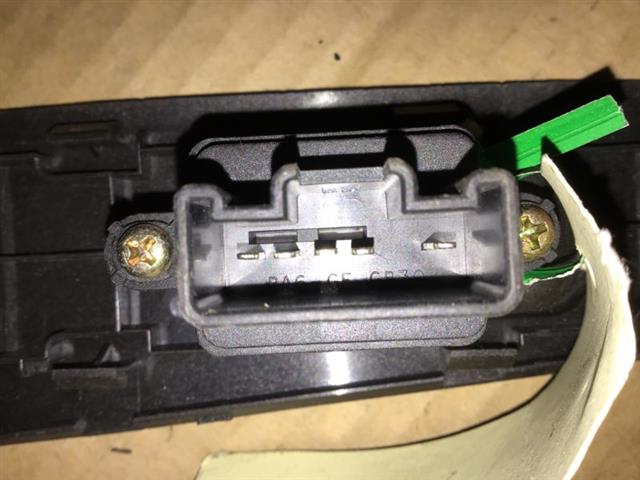 Lr Window Switch