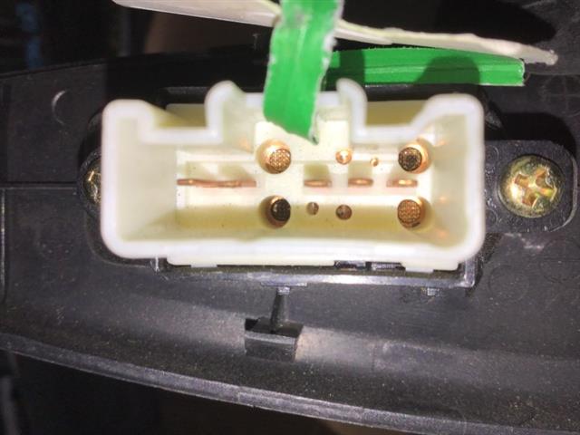 Lr Window Switch