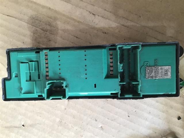 Window Master Switch