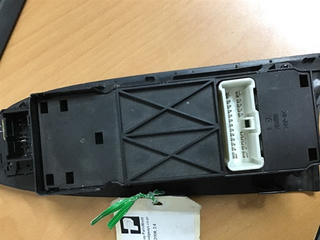 Window Master Switch