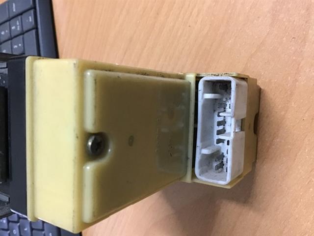 Window Master Switch