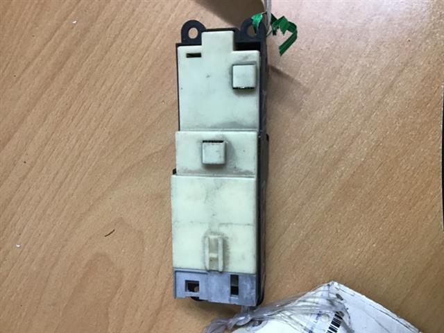 Window Master Switch