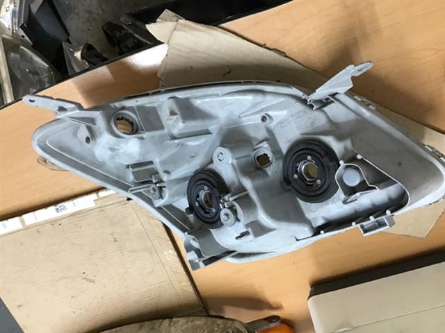 L Headlight
