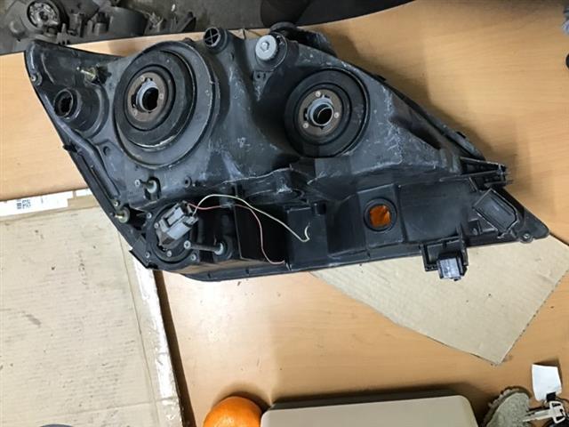 L Headlight