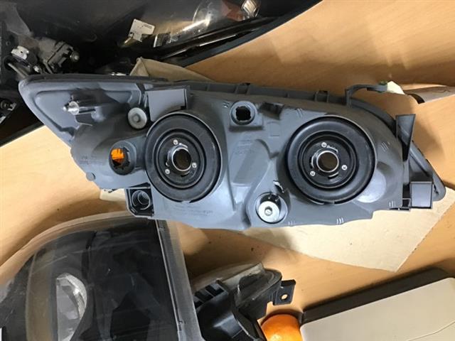 L Headlight