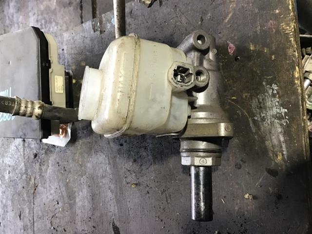 Brake Master Cylinder