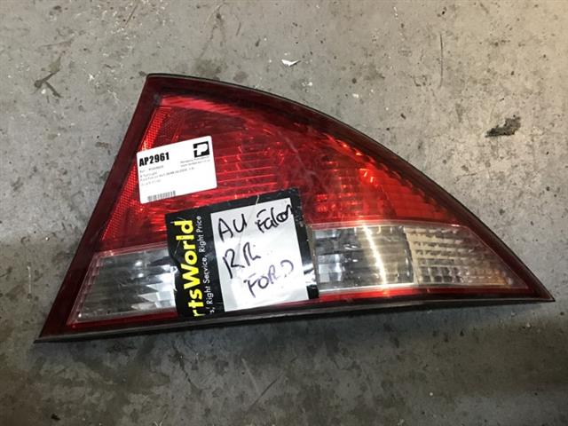 R Tail Light