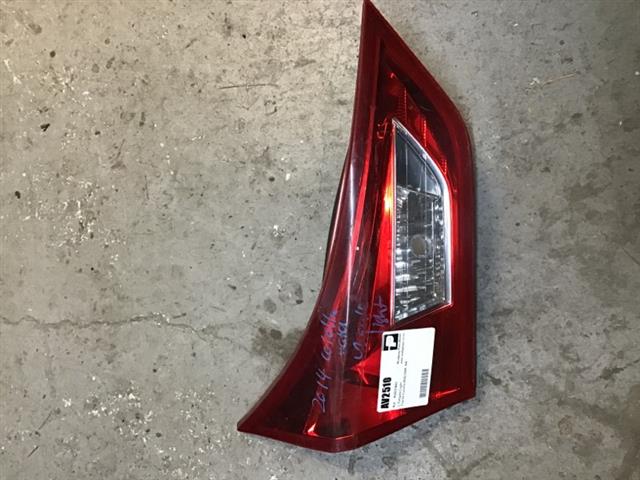 L Tailgate Light