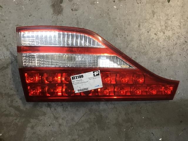 R Tail Light