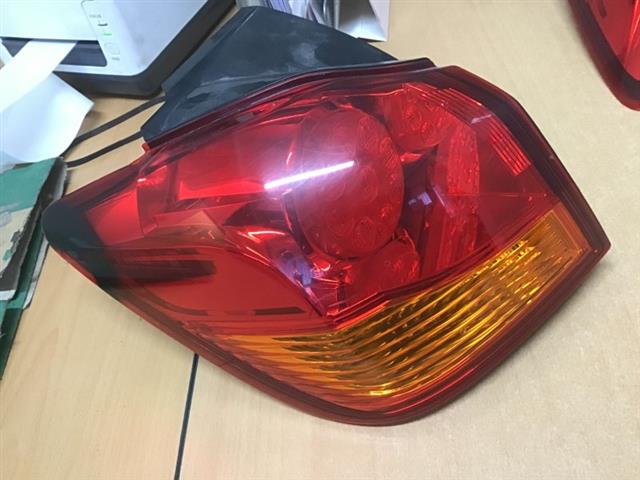 L Tail Light