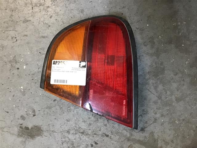 R Tail Light