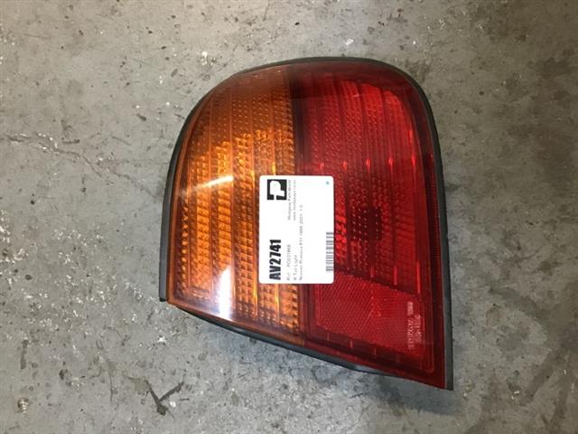 R Tail Light