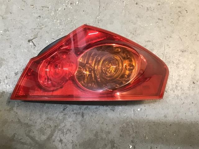 R Tail Light