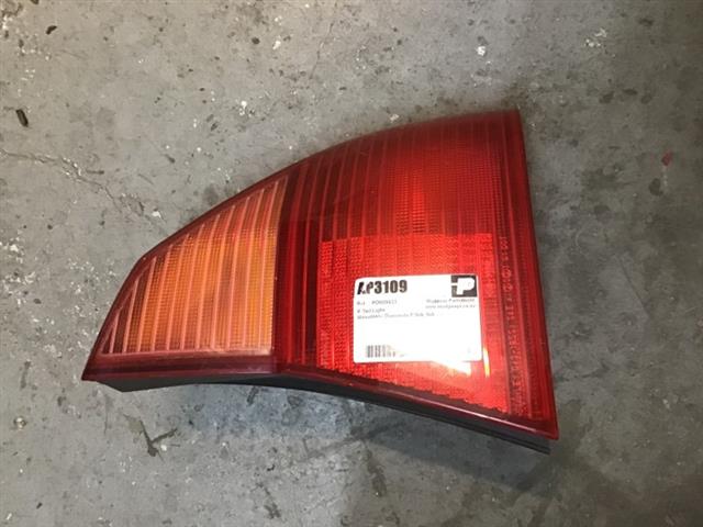 R Tail Light