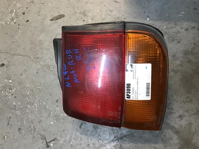 R Tail Light