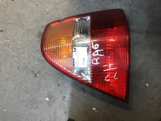 R Tail Light