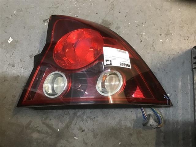 R Tail Light