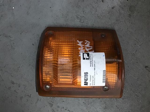 R Corner Light